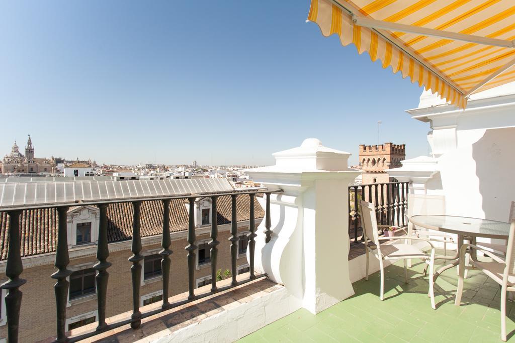 Apartamentos Diaber Laraña Sevilla Habitación foto