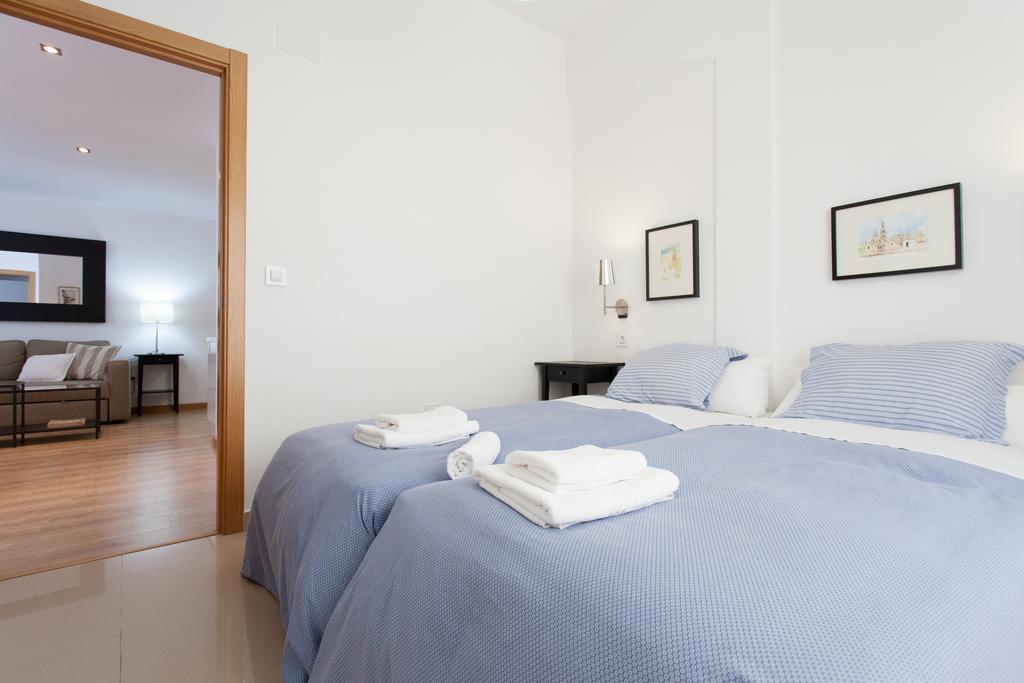 Apartamentos Diaber Laraña Sevilla Habitación foto