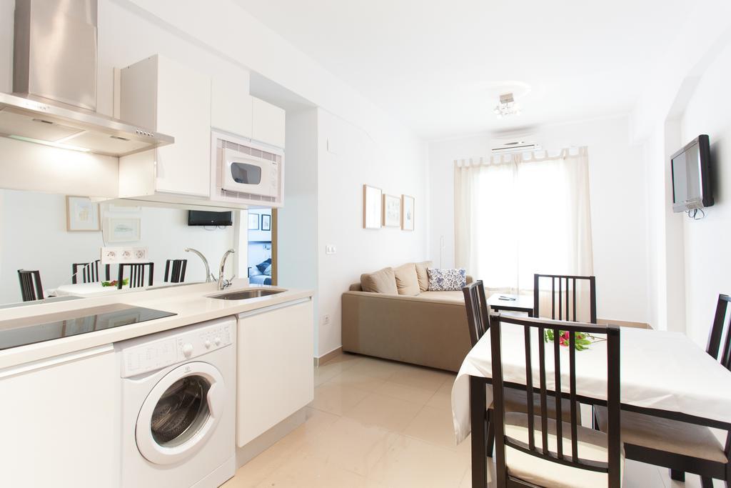 Apartamentos Diaber Laraña Sevilla Habitación foto