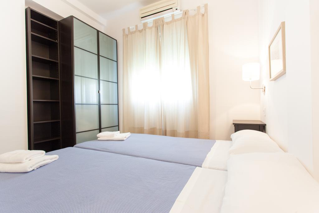 Apartamentos Diaber Laraña Sevilla Habitación foto