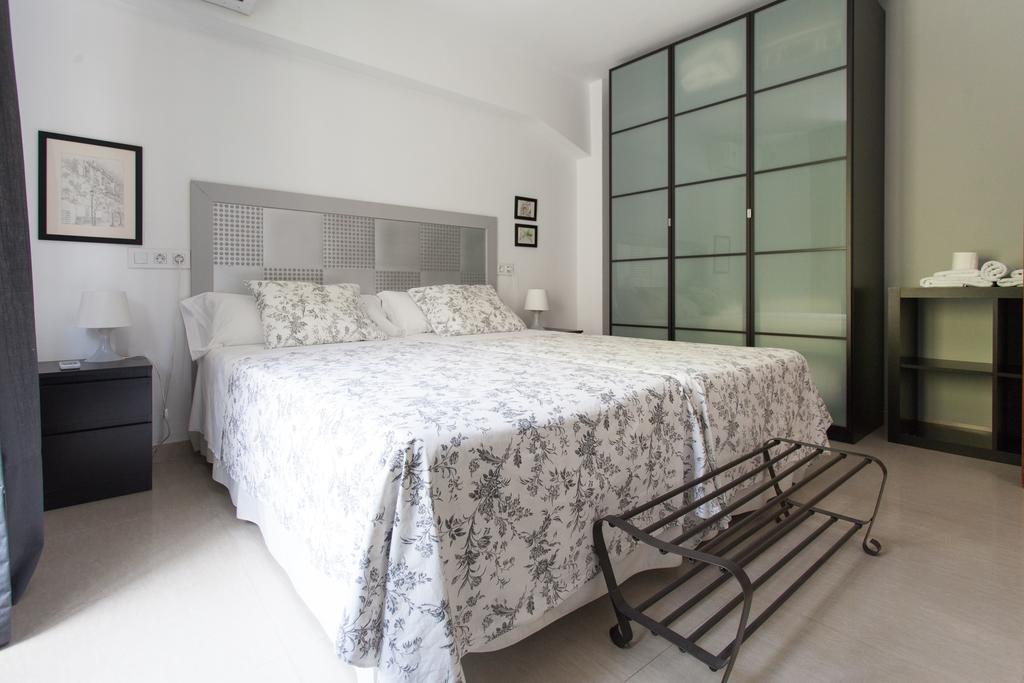 Apartamentos Diaber Laraña Sevilla Habitación foto