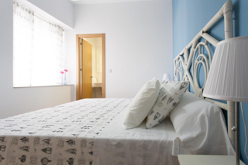 Apartamentos Diaber Laraña Sevilla Habitación foto