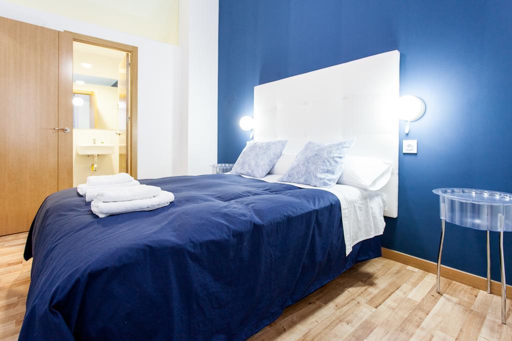 Apartamentos Diaber Laraña Sevilla Habitación foto