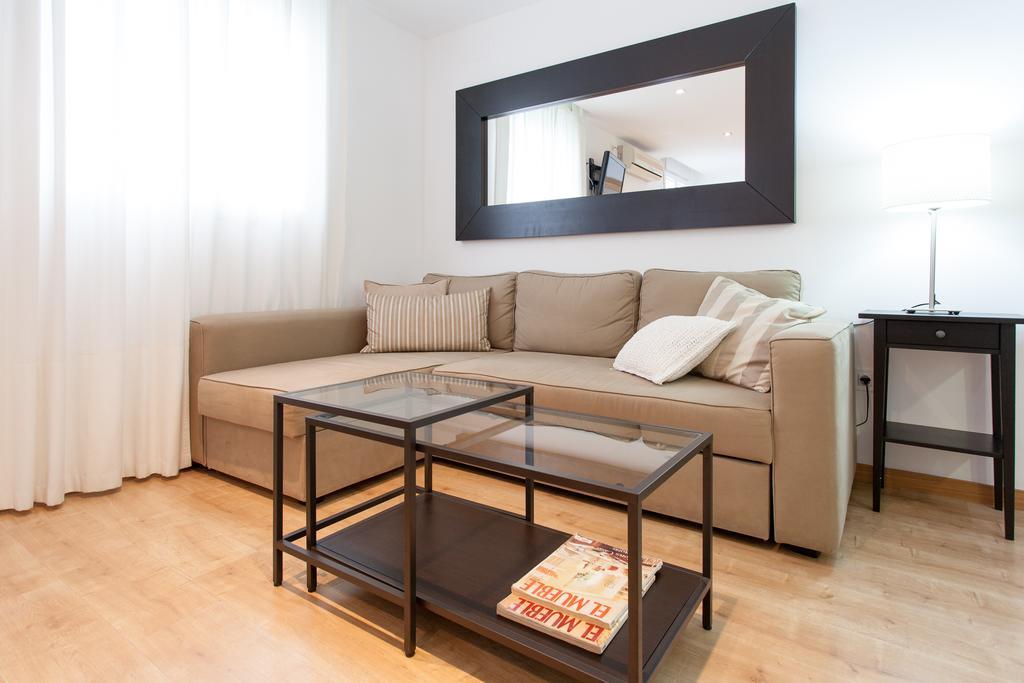 Apartamentos Diaber Laraña Sevilla Habitación foto