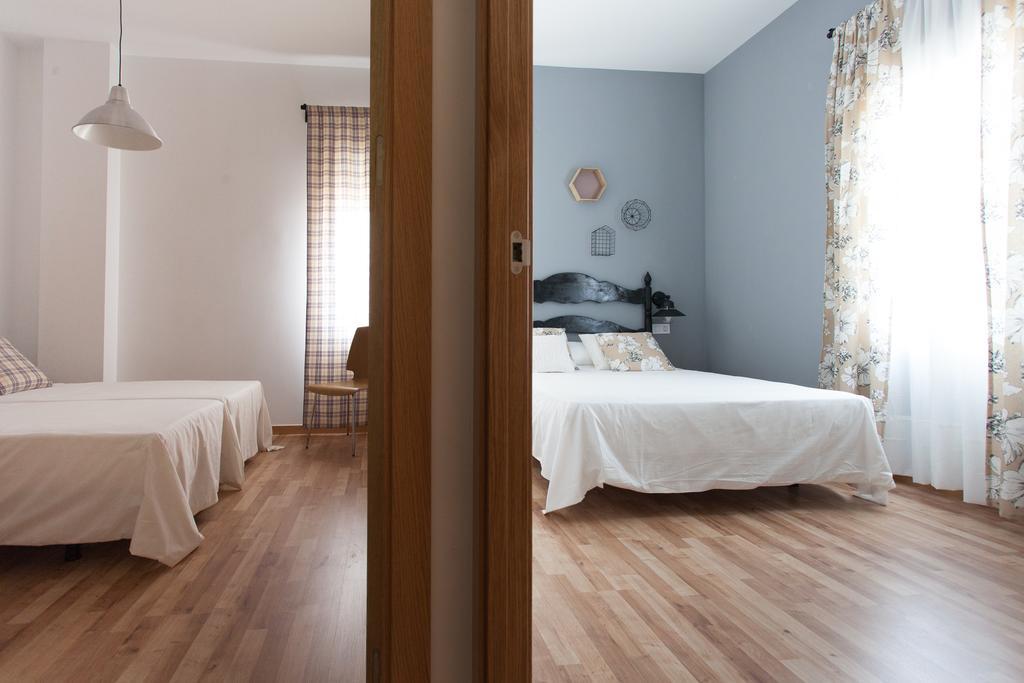 Apartamentos Diaber Laraña Sevilla Habitación foto