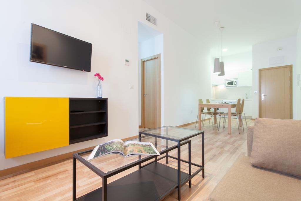 Apartamentos Diaber Laraña Sevilla Habitación foto
